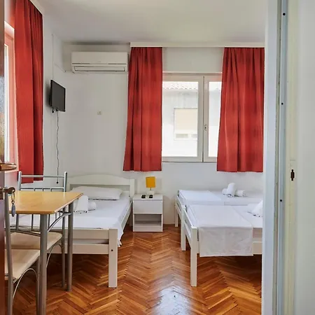 Balote Apartment *