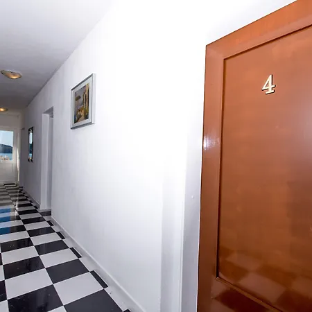 Balote Apartman Trogir