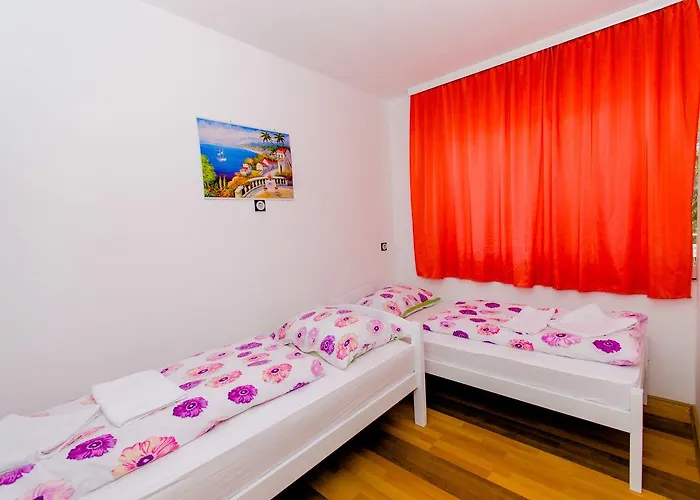 Balote Apartament *